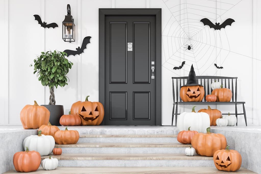 Fall Front Porch Makeovers: Welcoming Autumn with Style