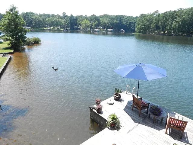 311 S Belmont Dr
