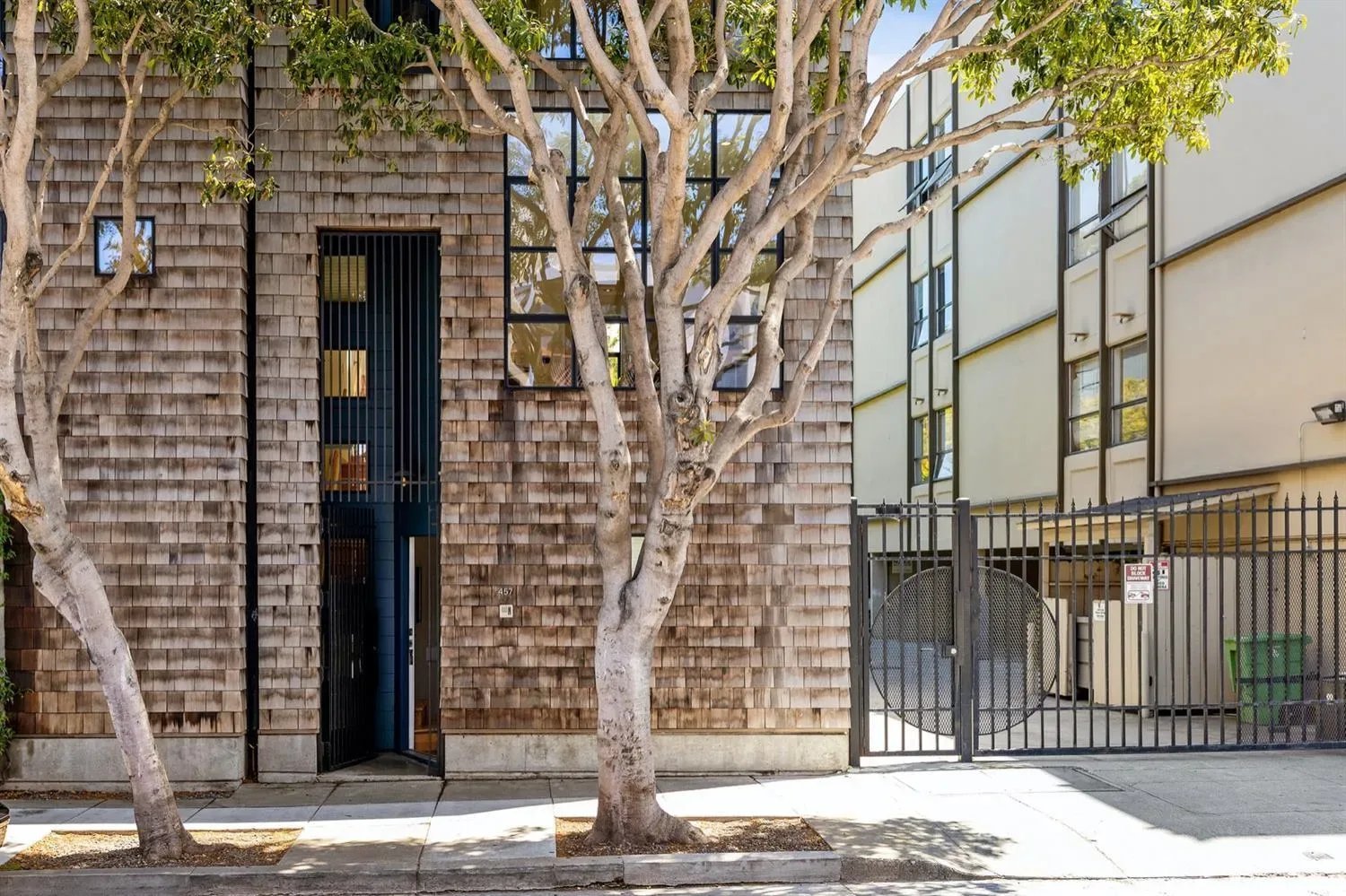 457 Fulton St