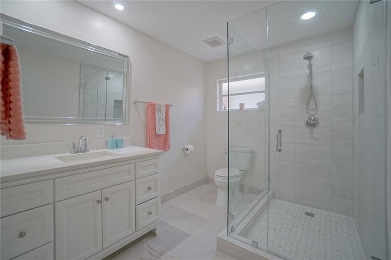 5171 NE 18th Ter