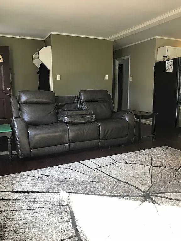 926 Valley View Dr