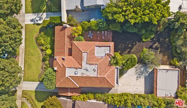 515 N Arden Dr