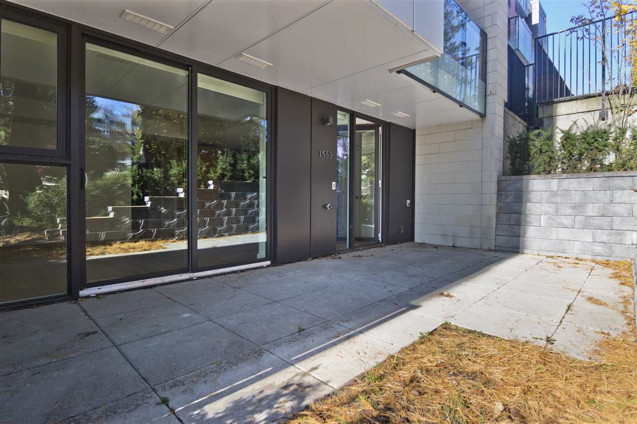 1553 W 57th Ave