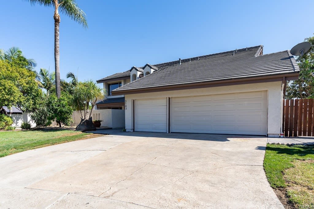 3143 Casa Loma Court