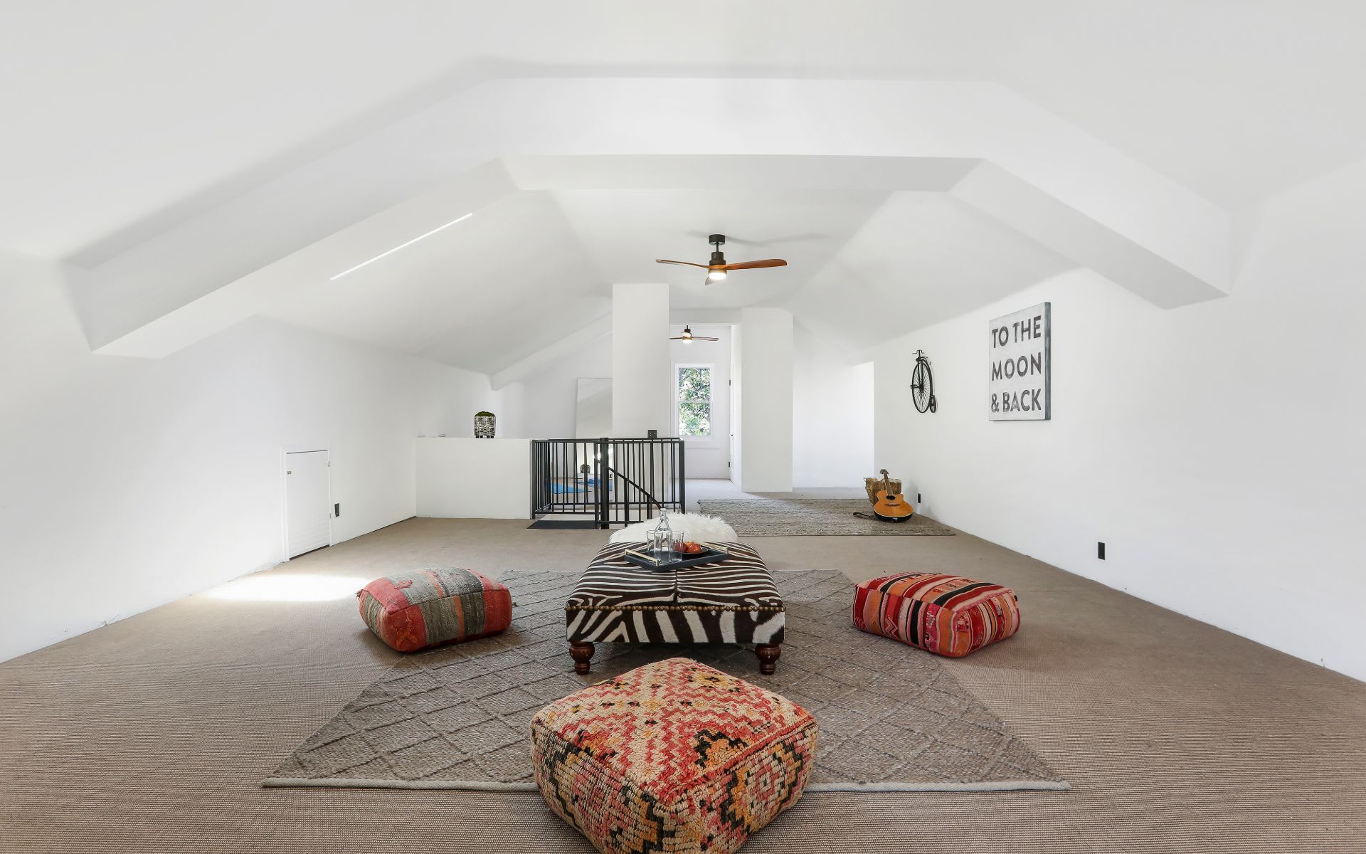  901 Isabel St