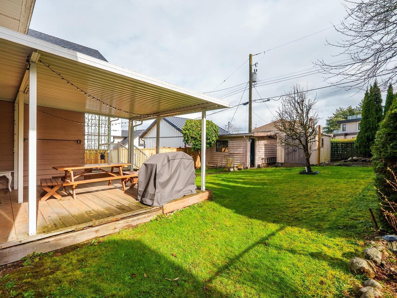 3571 Haida Dr