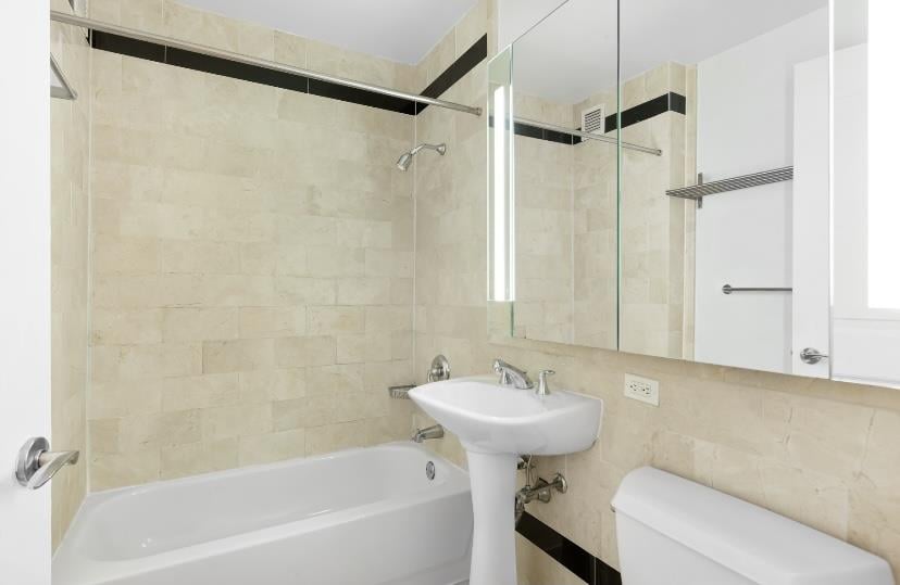 20 West Street, Apt 14-F