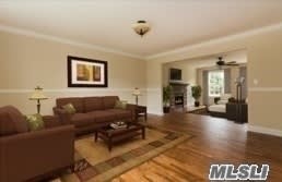 8 Stratford Ave