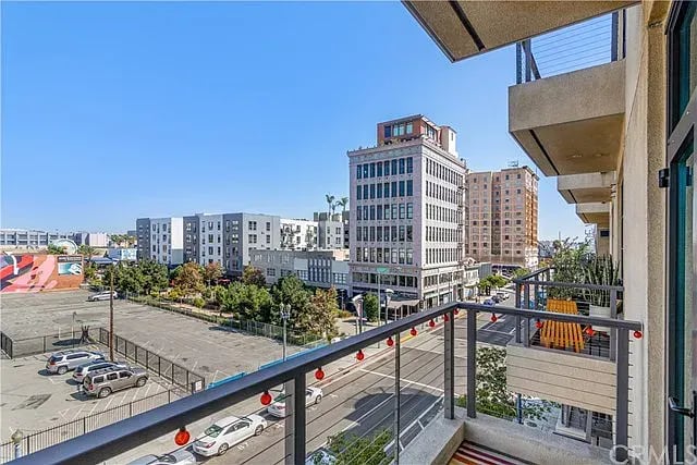 133 The Promenade N Unit 431