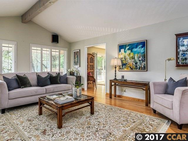 260 Camino Sobrante, Orinda