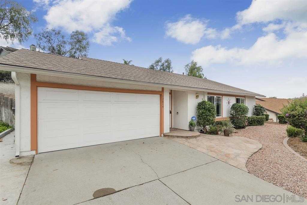 12819 Papago Dr