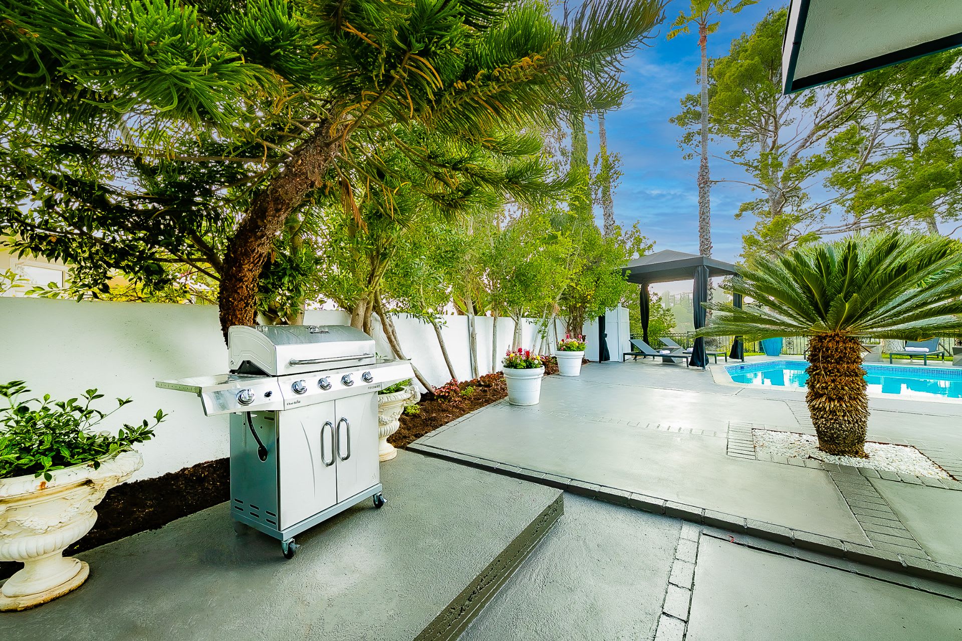 The Beverly Hills Canyon View Villa