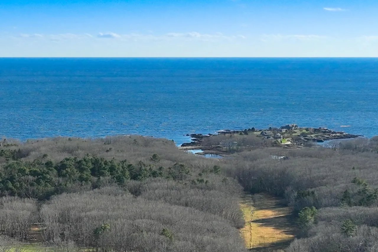 New Land Listing! 2 Ocean Sound Avenue, Kennebunkport, Maine – $1,450,000