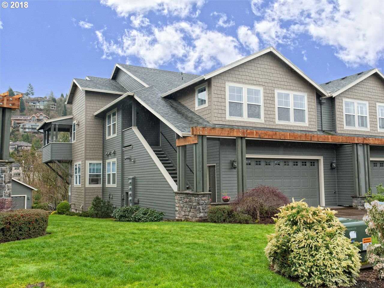 10272 SE Bristol Ct