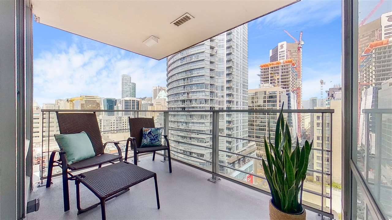 1705-565 Smithe Street, Vancouver