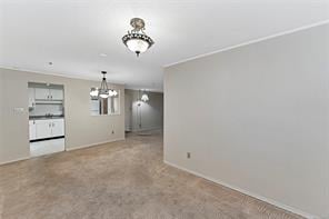 309-1560 Hillside Ave