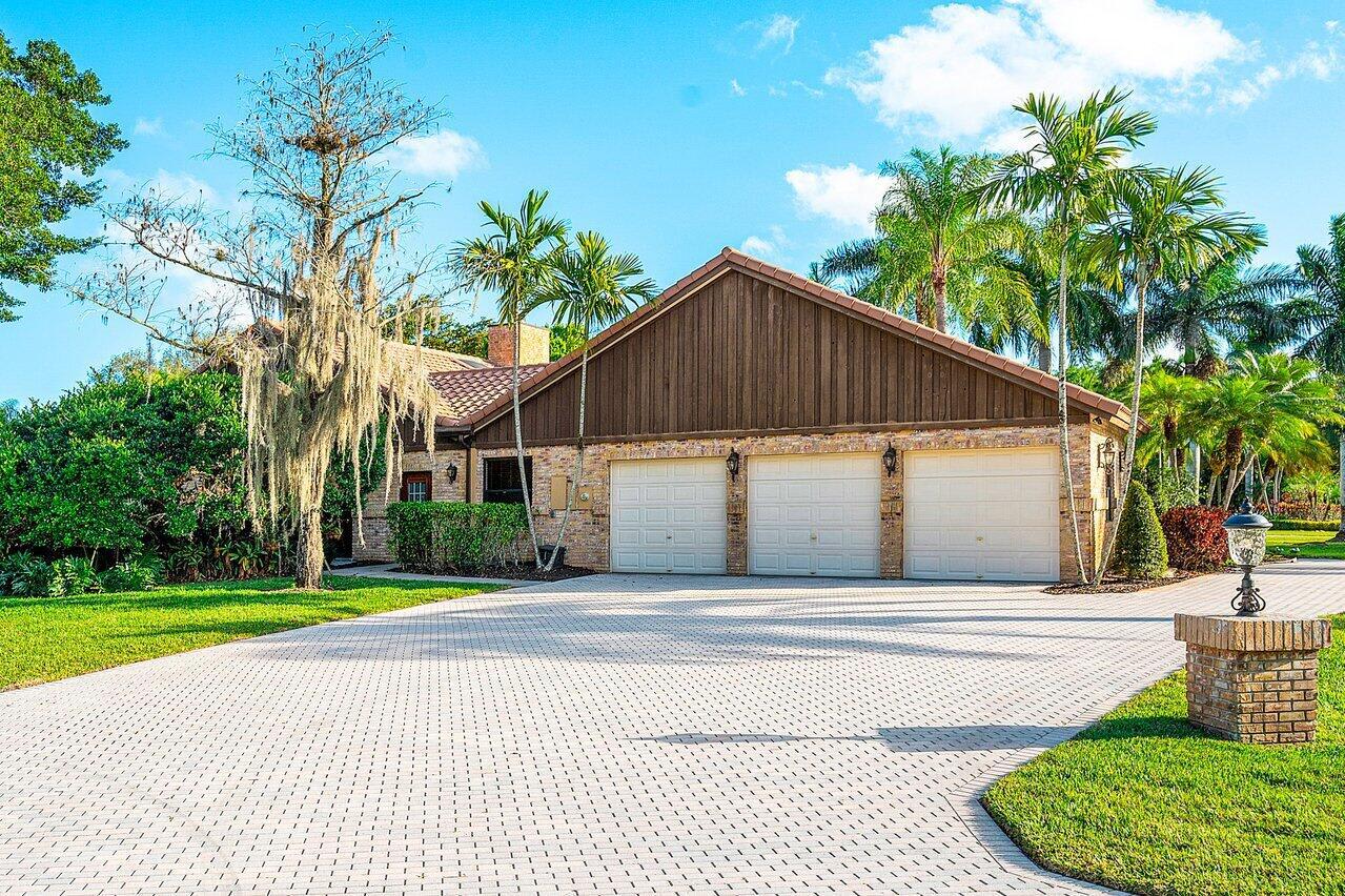 8000 NW 47th Dr