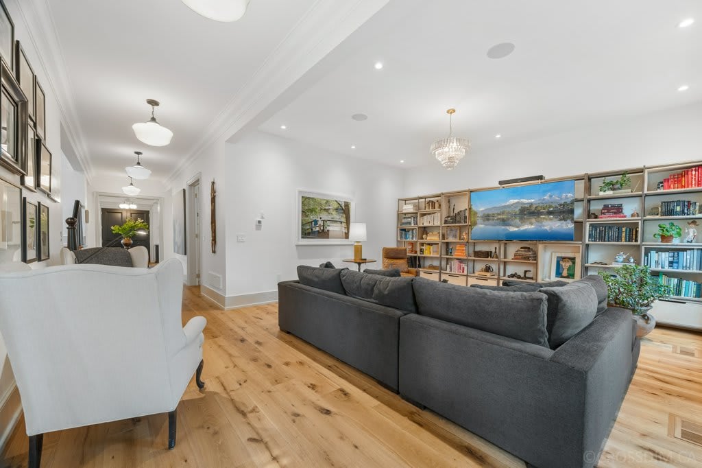 Centrally Nestled In Lytton Park