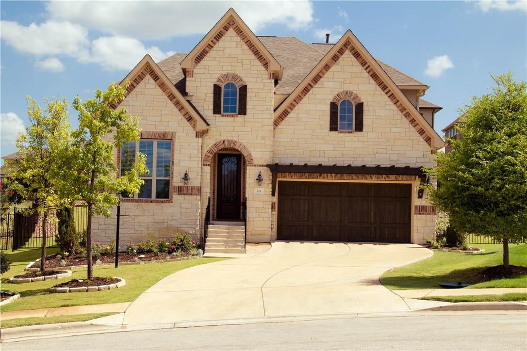 104 Princes Ct