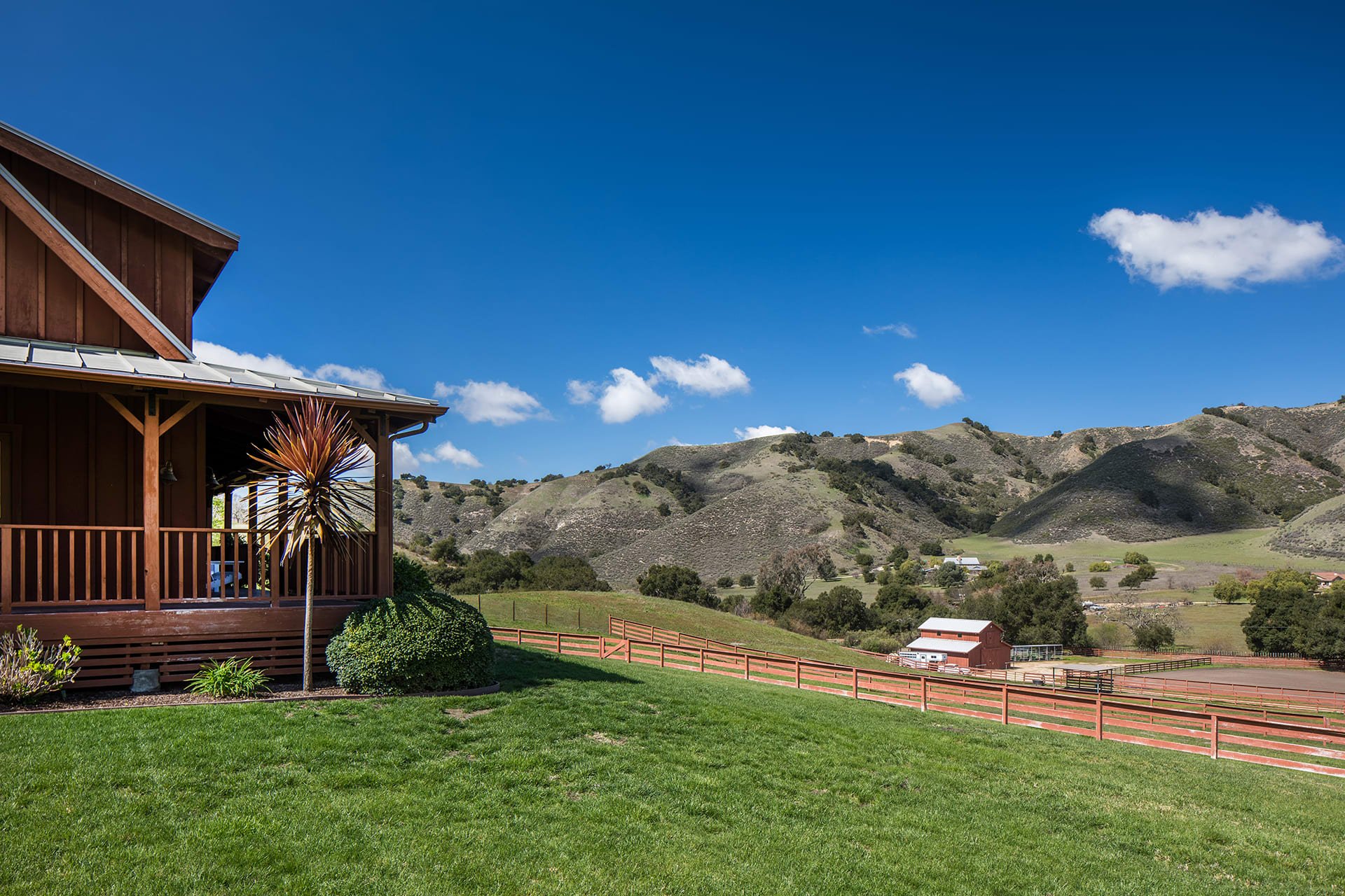 Steinbeck Country Living - 556 Corral de Tierra Road