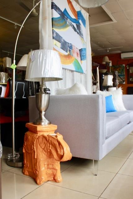 Uvita Profitable Retail Business! So Much More Than a Furniture Store!