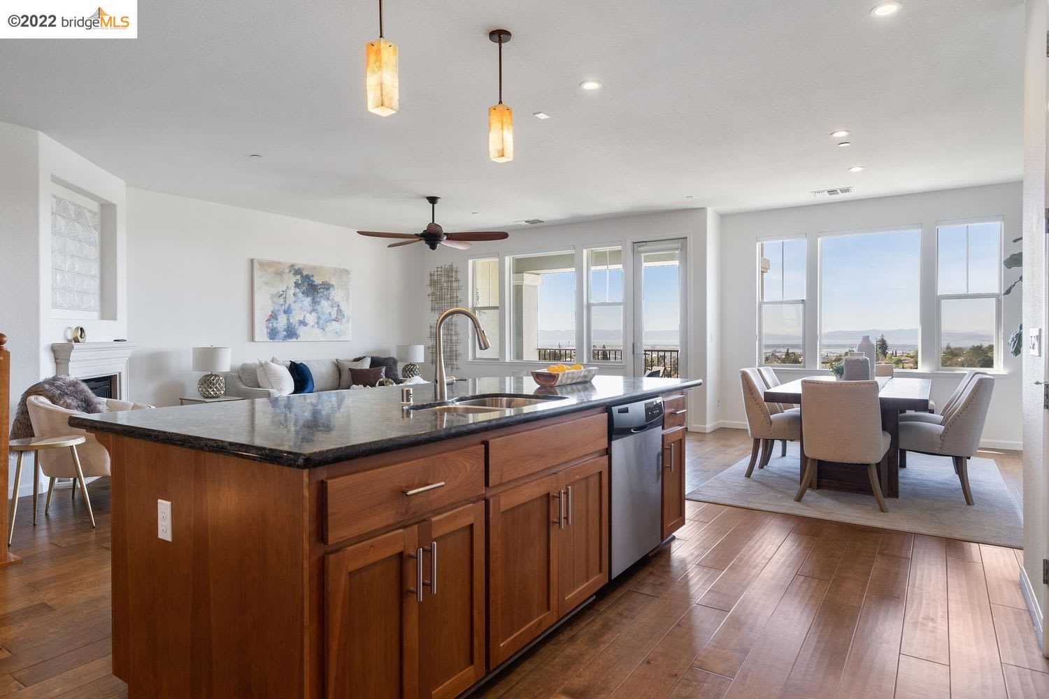 6313 Rocky Point Ct Oakland, CA, 94605