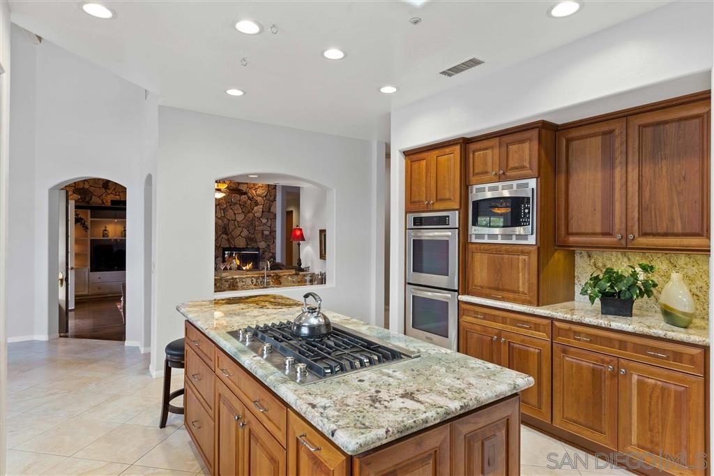 13859 Country Creek Rd