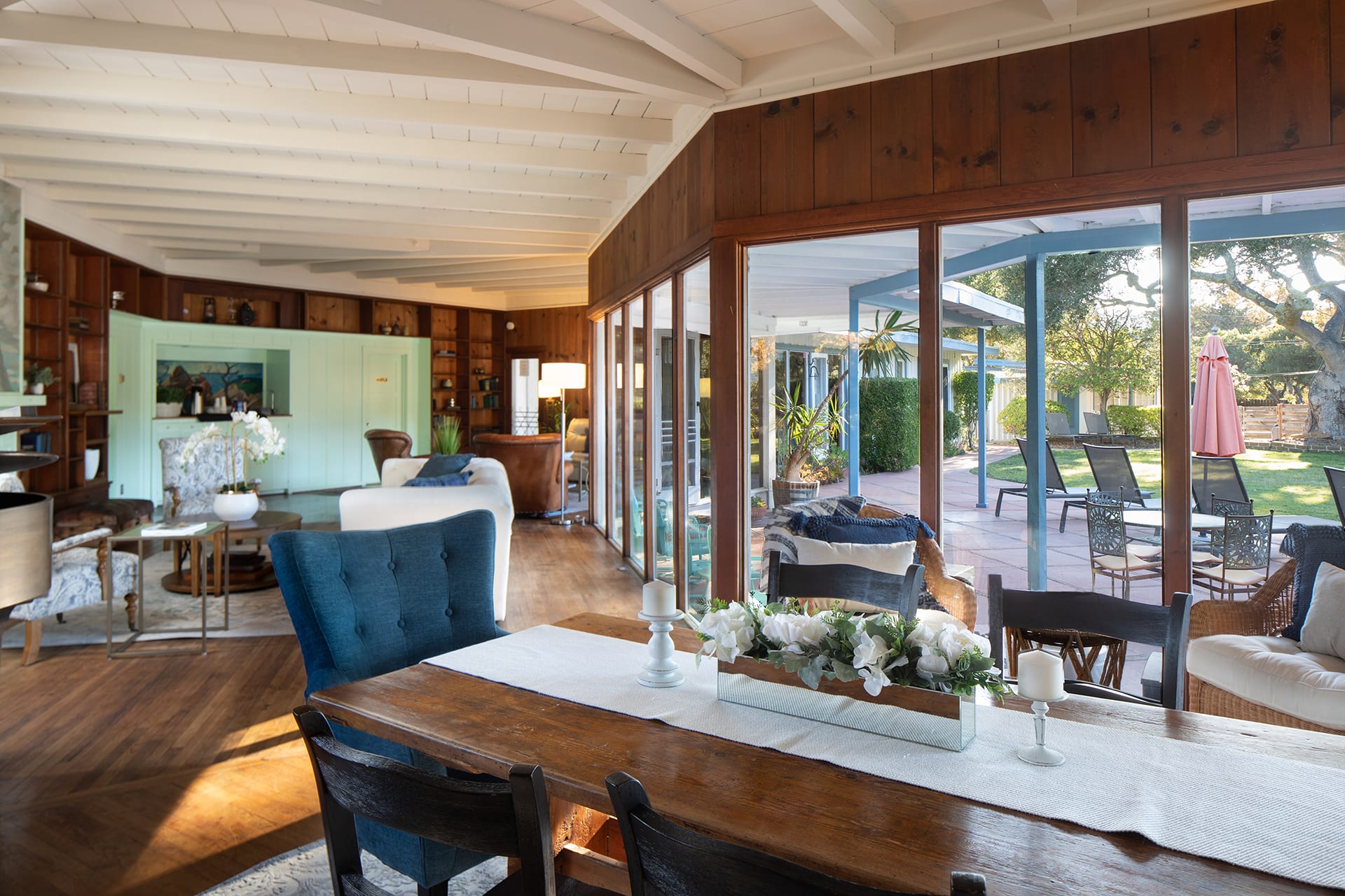 Blue Sky Lodge - Carmel Valley Village