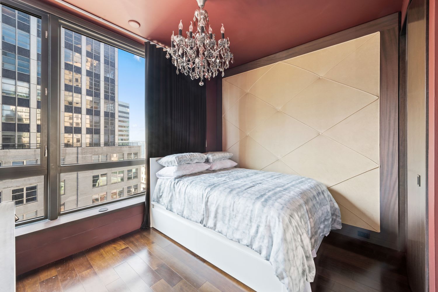 40 Broad St, Unit PH3H