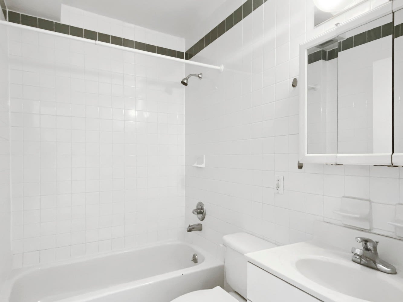 107 E 102nd St, Unit 3C