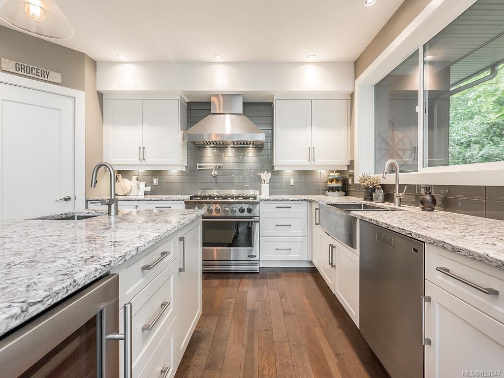 6238 Elizabeth Garden Ct