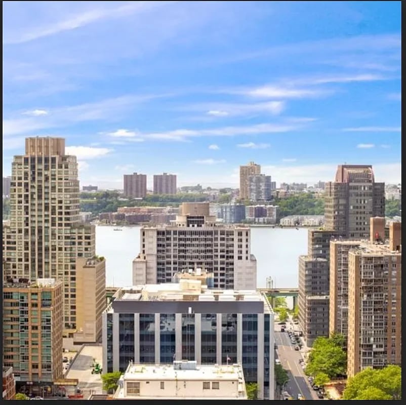 160 West 66th Street #25J