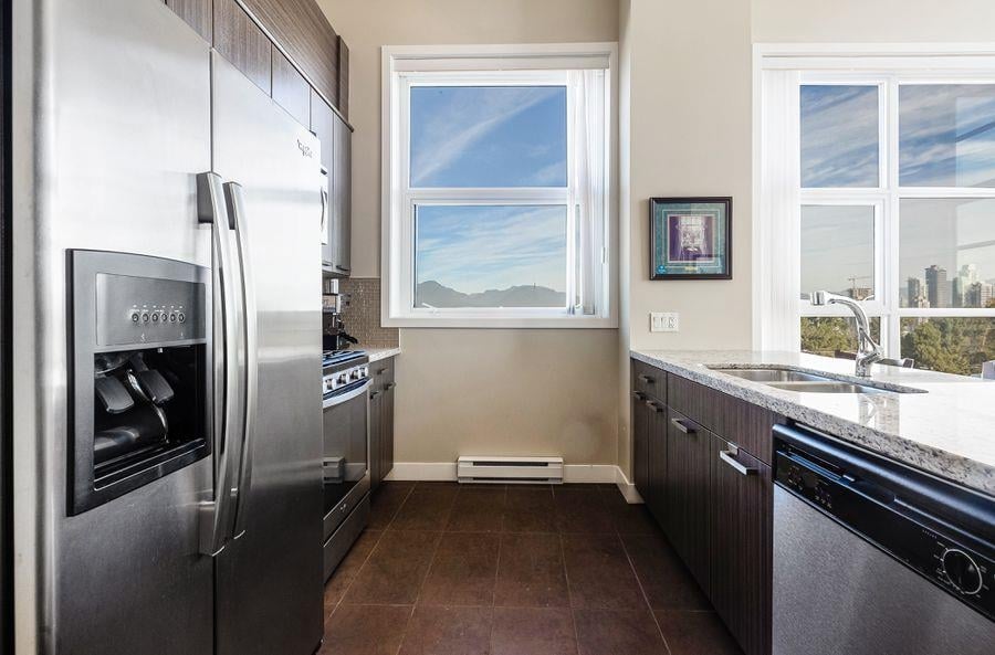 405-3255 Smith Ave