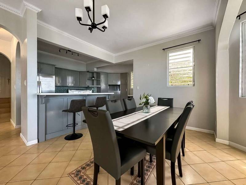 294 Fahie Hill 3 Bedrooms