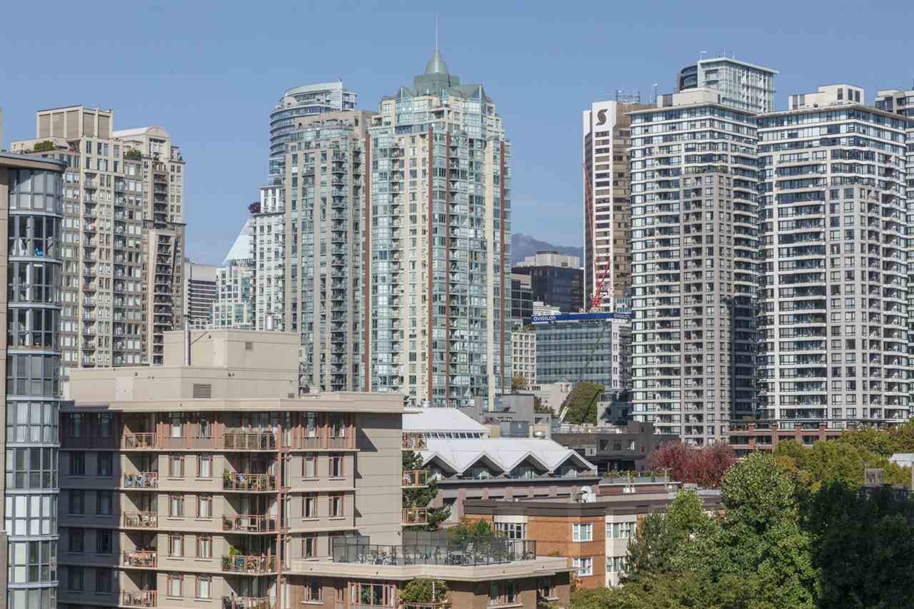 906-1199 Marinaside Crescent, Vancouver