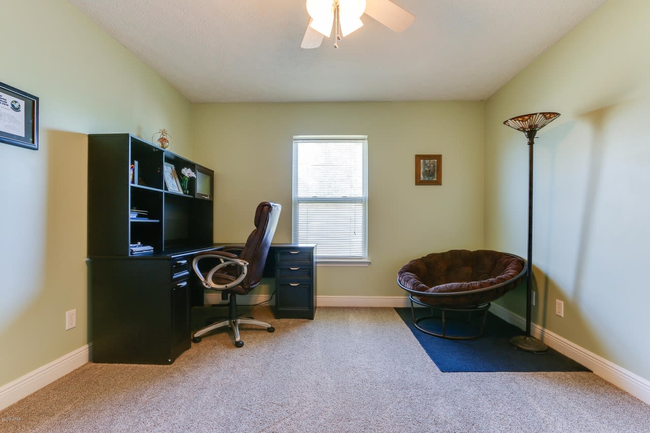 5307 Nicholas Lane
