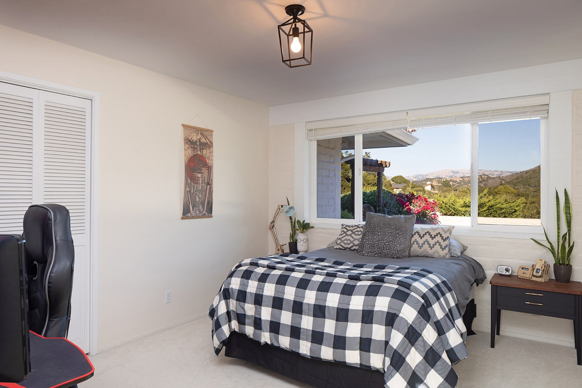 Monterey Paradise - 22641 Equipoise Road