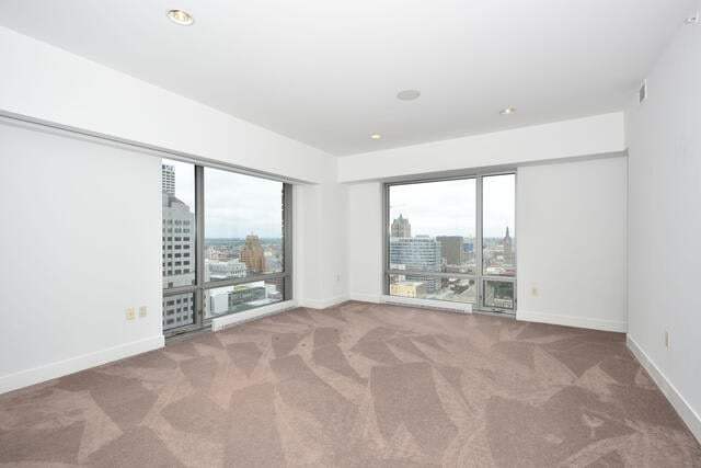 923 E Kilbourn Ave, # 2103