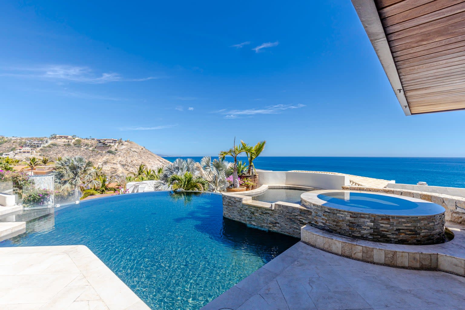 Cabo Colorado