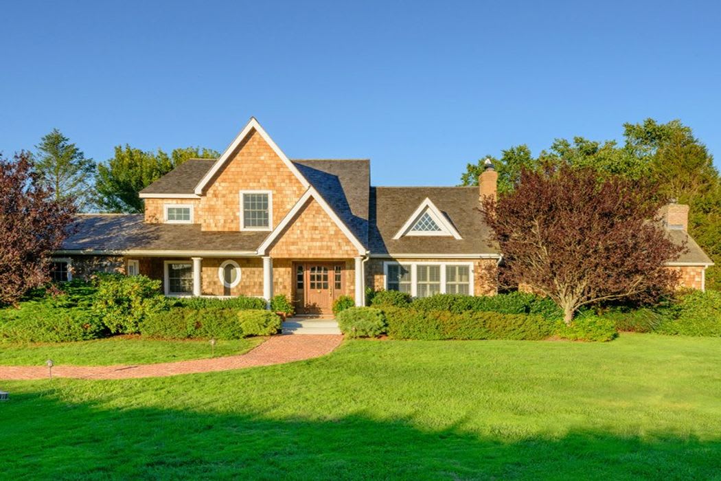 Water Mill South Traditional with Pool