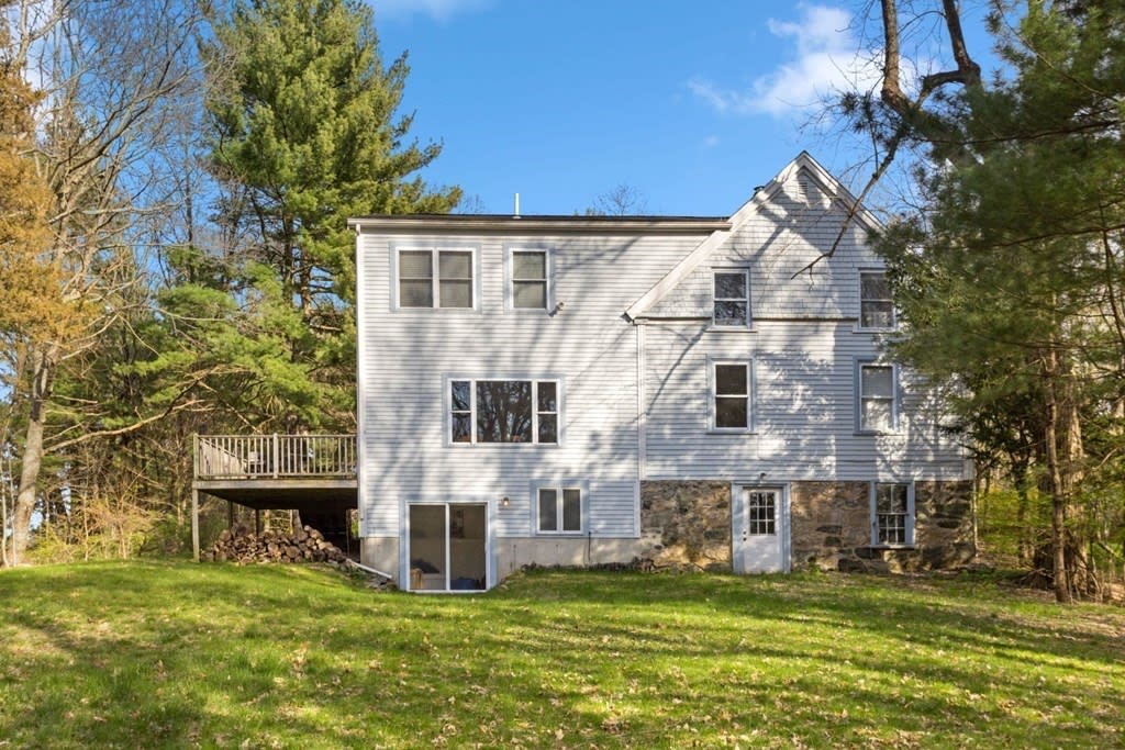 20 Gowell Ln