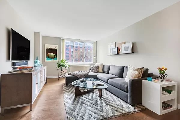 225 Rector Place Unit: 4-H