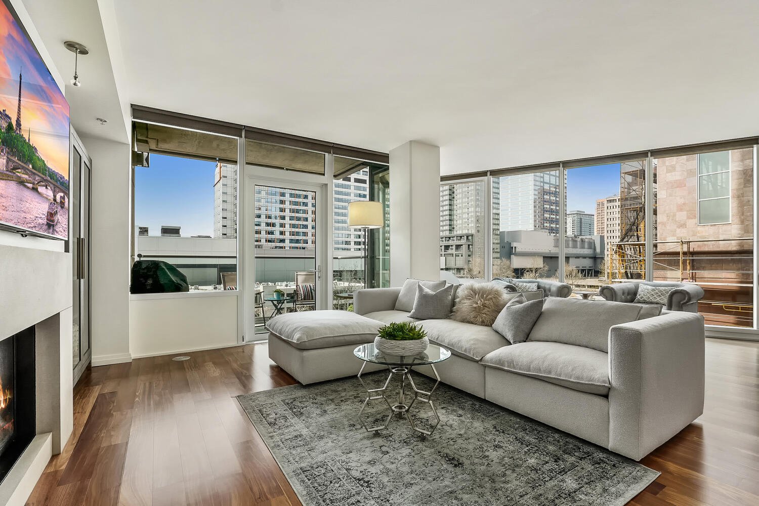 500 106th Avenue NE, Unit 601