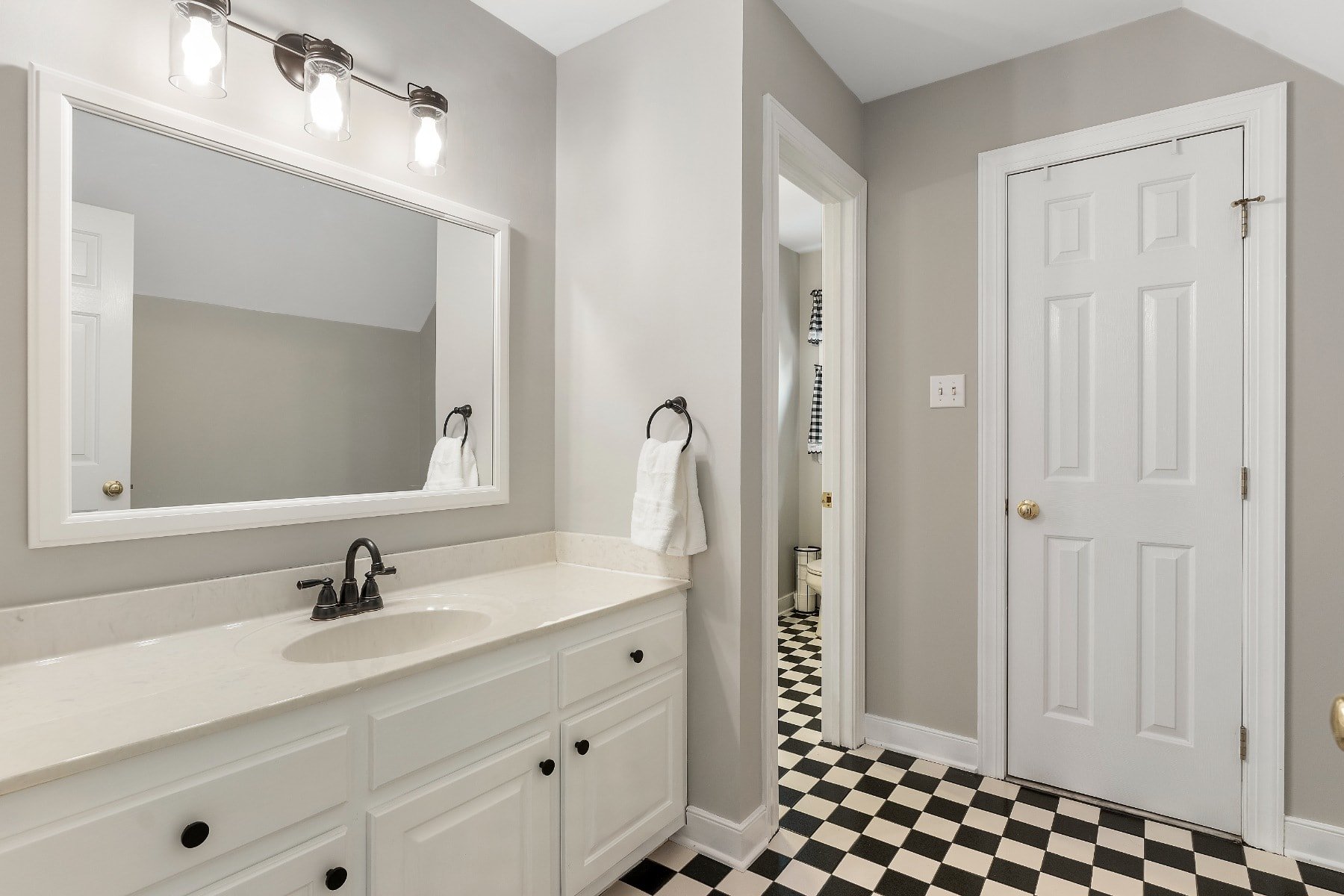 2535 Hartlepool Lane