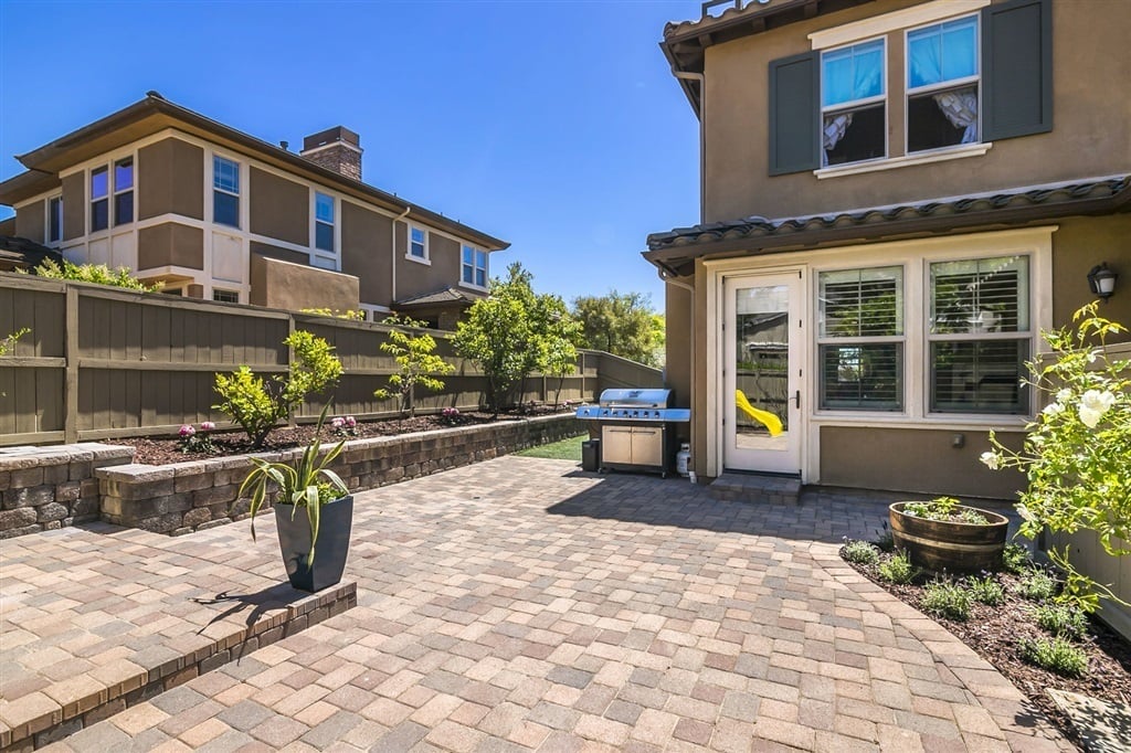 15740 Paseo Del Sur