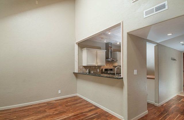 137 E Carmel Valley Rd APT 4