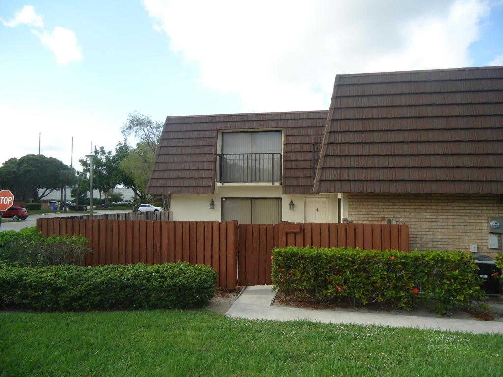 7207 72nd Way