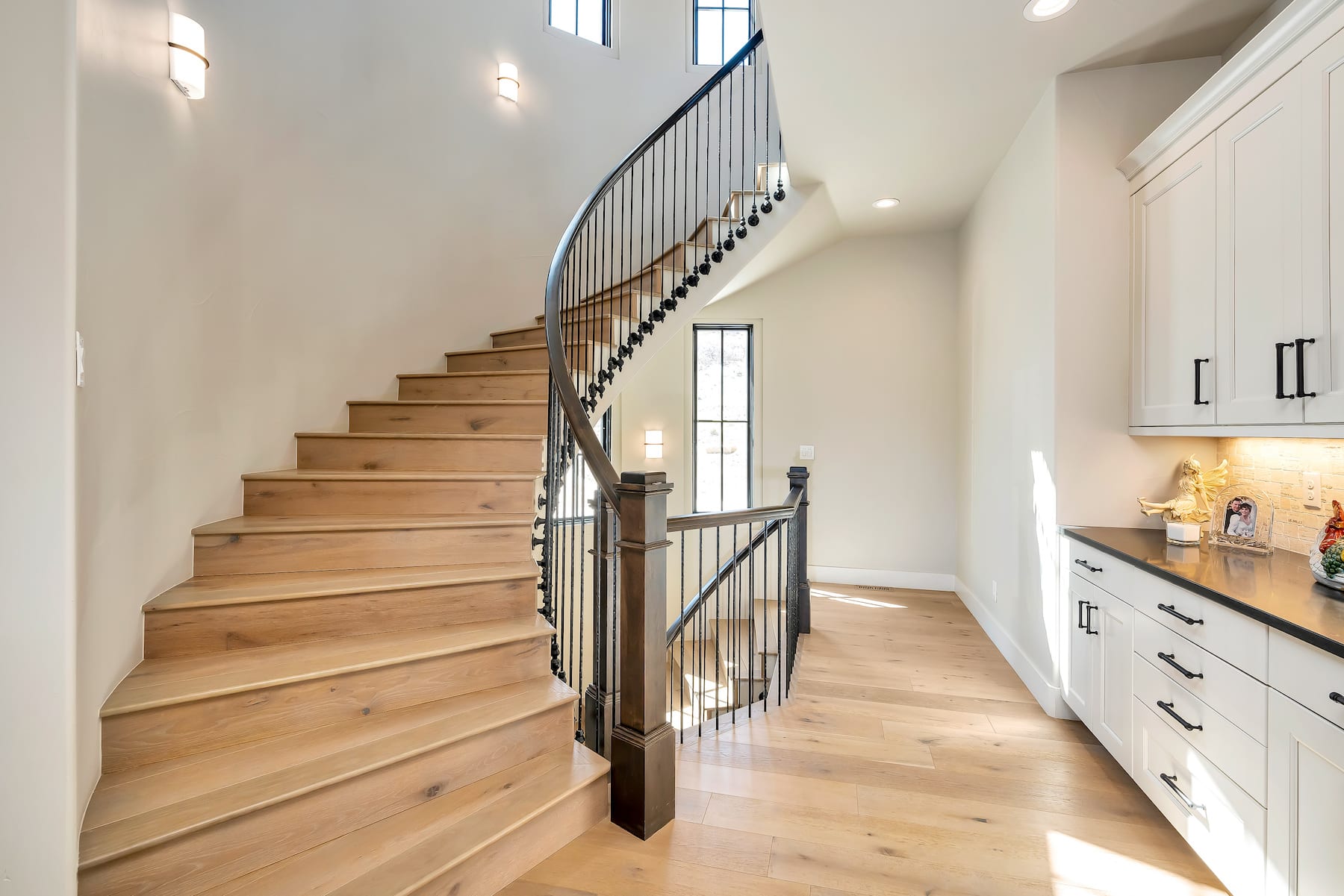 7590 Raphael Lane