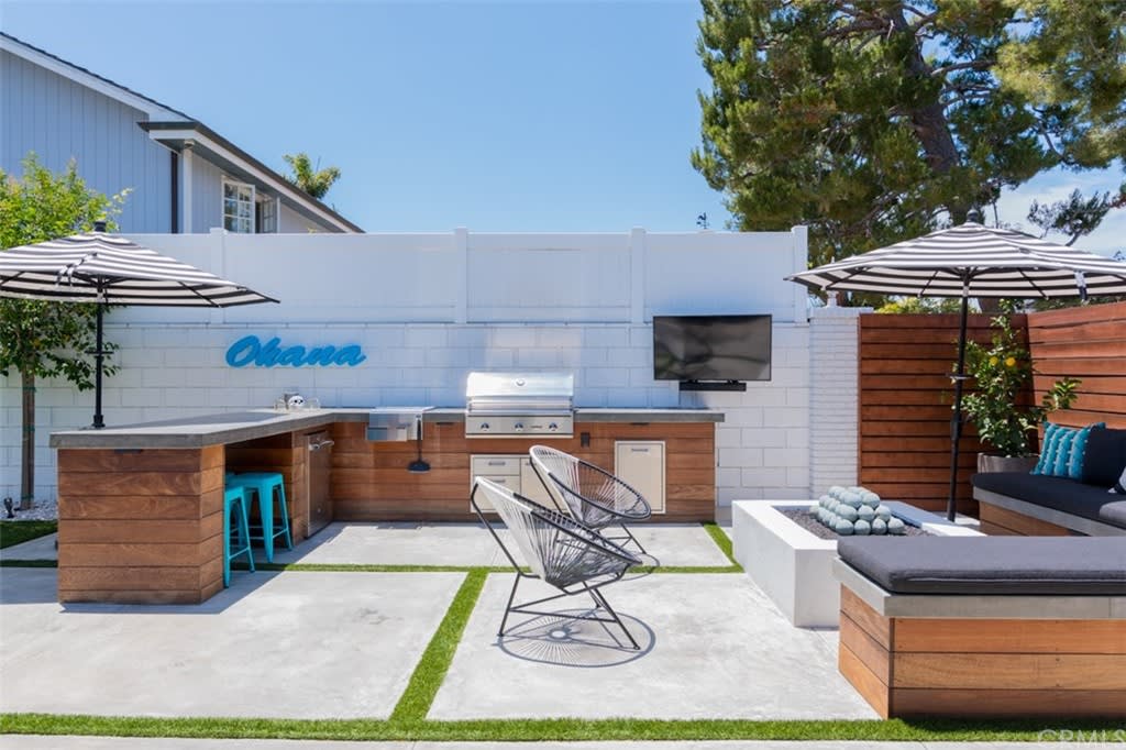 325 23rd Street