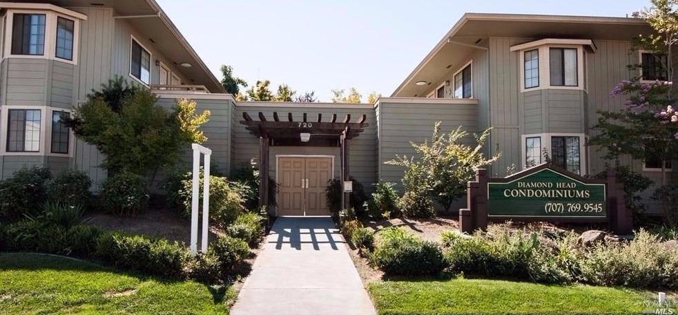 720 Petaluma Blvd S #12